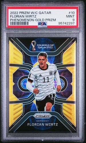 Florian Wirtz [Gold] #10 2022 Panini Prizm World Cup Phenomenon card