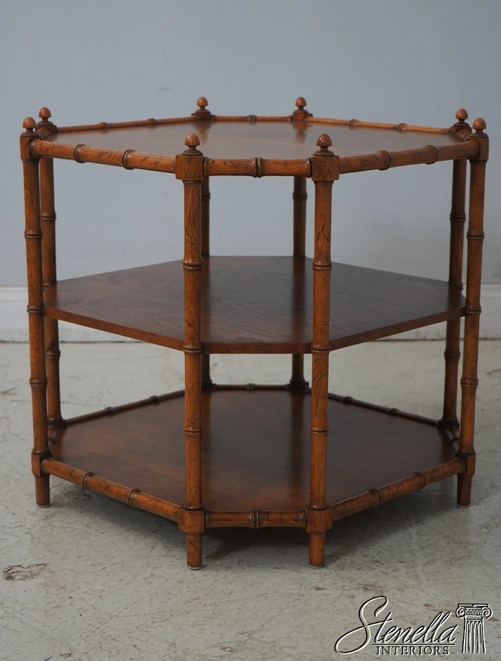 L70615:HENREDON Attributed Bamboo Form 3 层核桃灯台 — 第 2/4 张图片