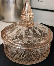 Vintage Pink Diamond Indiana Glass Princess Candy Dish / Bowl with Lid = Mint