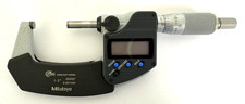 MITUTOYO 293-341-32 1-2" DIGITAL MICROMETER .00005" IP65 w/SPC OUTPUT - NEW