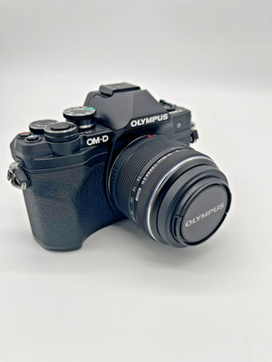 Olympus OM-D E-M10 Mark IV IM021 20.3MP Mirrorless Camera