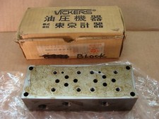 NEW Vickers valve block DGME2-02-JA-20-R-J 