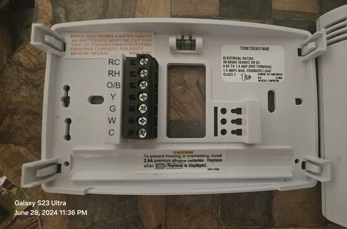 TRANE AMERICAN STANDART TCONT202AS11MA THERMOSTAT PROGRAMMABLE 3.5" SCREEN - Picture 5 of 7
