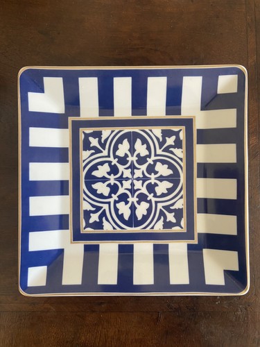An Italian Porcelain Square Plate Bowl by Baci Milan Infinity range, 21cm sq - Picture 3 of 11
