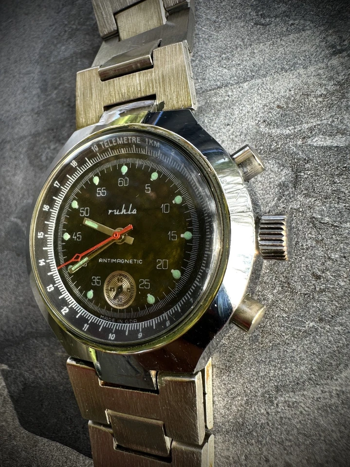 RUHLA Chronograph 1970s Vintage men’s watch GDR period mechanical Antimagnetic - Image 4 of 4
