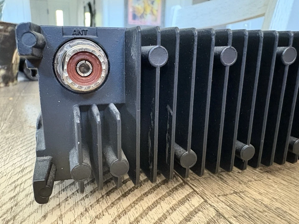 Radio de 2 metros Kenwood TR-7950 con micrófono y cable de alimentación Foto 4 de 4