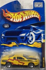 Hot Wheels 2001 Company Cars Monte Carlo Concept Car Yellow #087 New in Pack