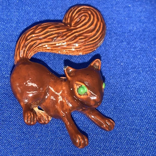 Vintage Gerry’s Squirrel Pin Brooch Brown Gold Tone Signed Costume Jewelry