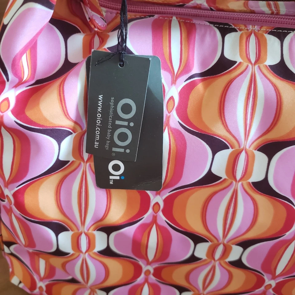 OiOi Retro Desert Sherpa Hobo Diaper Bag Pink Multicolor Pad NWT - Image 4 of 4