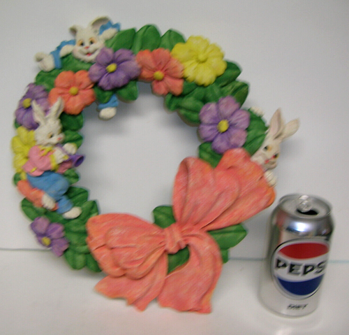 Easter Wreath Bunny Rabbit Spring Flowers Ribbon & Bow 14" Resin York 1995 - Picture 7 of 11