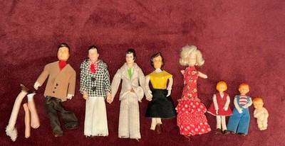 Lot Of 8 1970 s Vintage Lundby Dolls Family Dollhouse Kids Parents Baby
