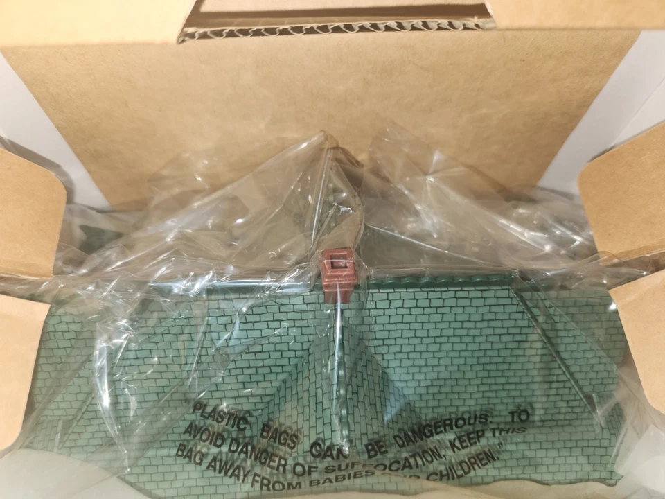 ESTACIÓN DE TREN OCEANSIDE DEPOT ESCALA 1:72 HO Hallmark Edición Limitada 1999 sin usar, en caja Foto 3 de 3