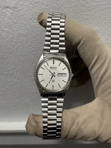 Seiko Date Day SQ Quartz 7546-8380 Vintage Rare Wrist Watch Japan