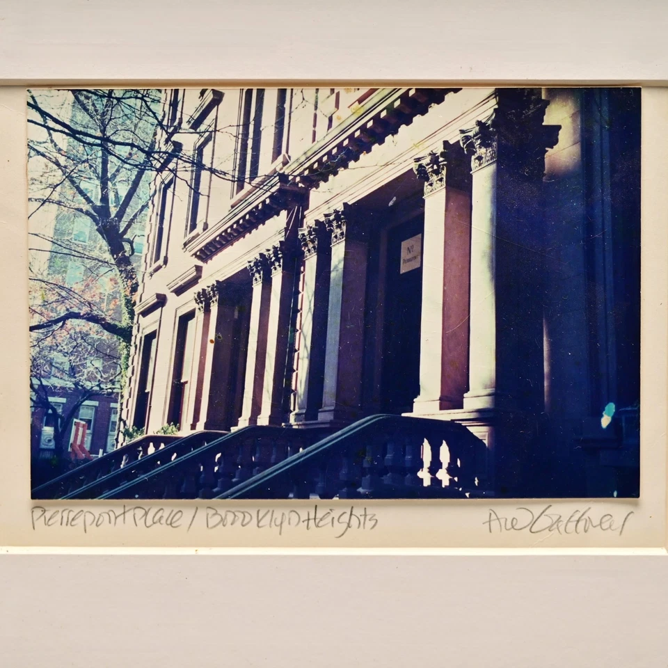 Fotografía original de colección firmada por Pierrepont Place Brooklyn Heights NY de Garner Foto 2 de 4