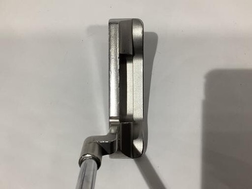 Scotty Cameron STUDIO STAINLESS NEWPORT BEACH 35 in Right Handed - Picture 4 of 6