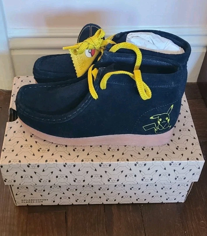 Clarks Kids Wallabee Mist K Black Suede Pokemon Print 26169540 Pikachu - Image 4 of 4