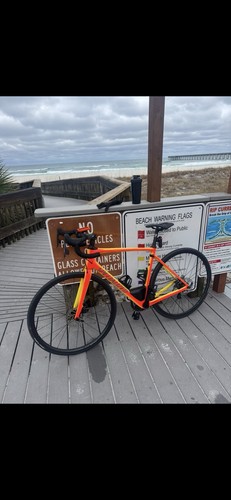 Specialized Roubaix SL4 Sport Road Bike 2017 56cm Specialized Roubaix SL4 Sport Road Bike 2017 56cm