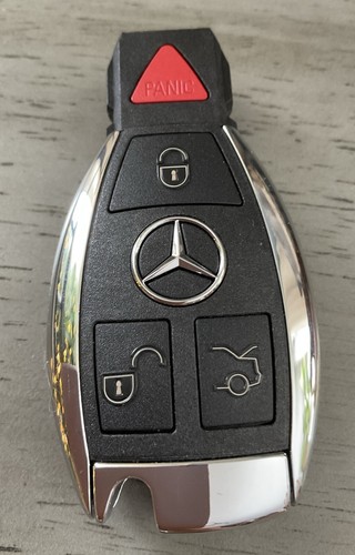 Original Mercedes Benz 4 Button Panic Remote Key Fob IYZDC07 A 2049051104 9999 - 第 3/9 張圖片