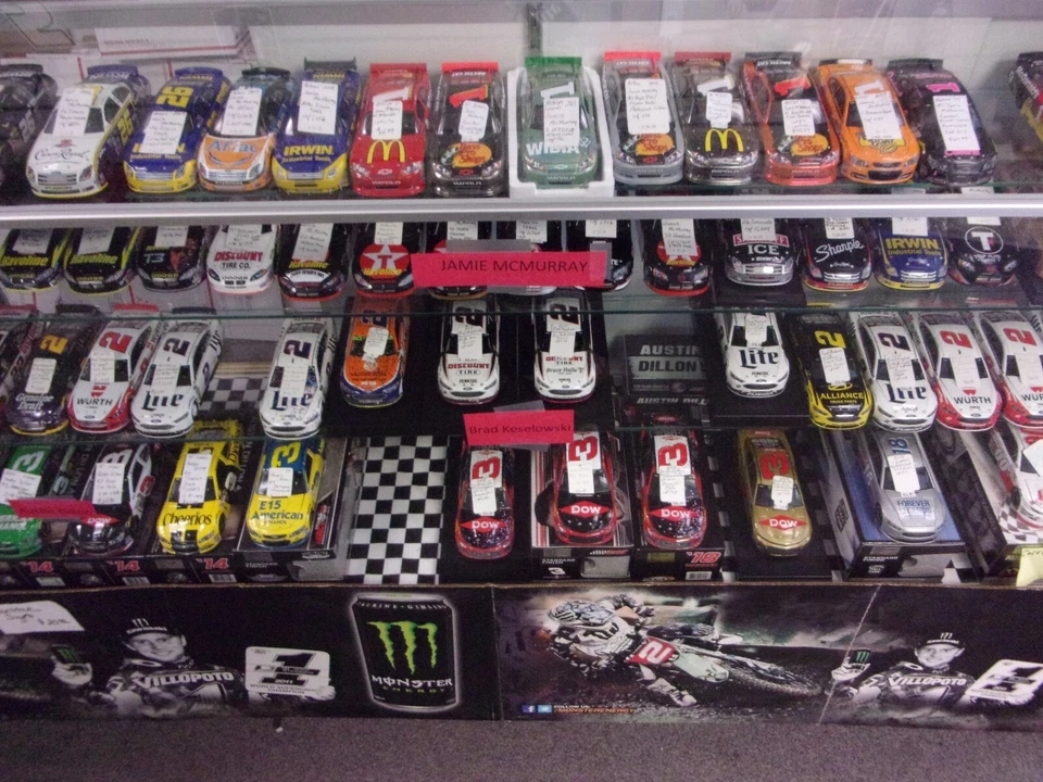 Jimmie Johnson #48 Lowe's/6X Champion Sprint Cup NASCAR Lanyard/Keychain - Image 3 of 4