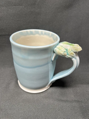 Stoneware Frog On Handle Coffee Mug