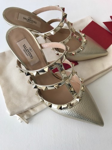 NIB Valentino Garavani Rockstud 90MM Mule gold Heel Sandals size 37 / 7 - Picture 2 of 11