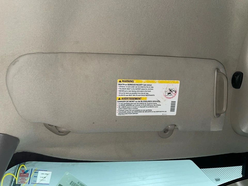 2003 - 2007 Chevy Silverado 3500 Driver LH Left Gray-922 Sun Visor - Image 2 of 2