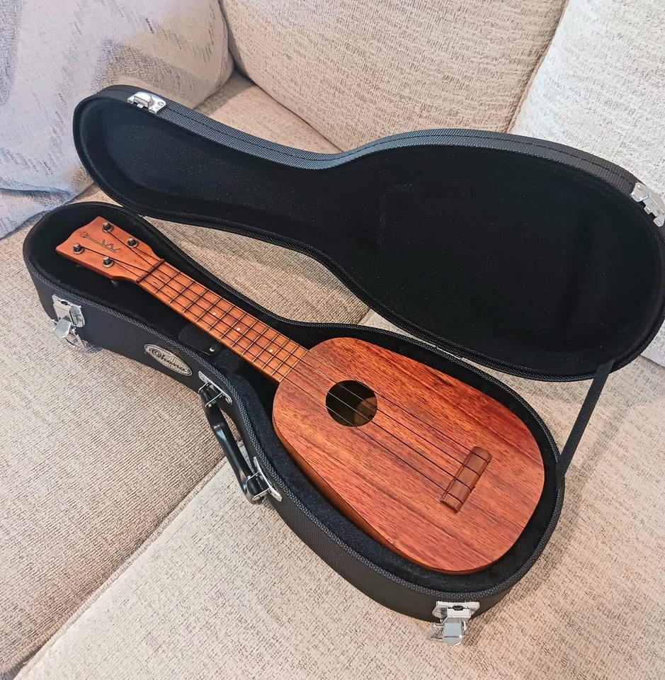 1950s Vintage Kamaka Gold Label Pineapple Ukulele & Case, Renovated By Kamaka - Image 3 of 4
