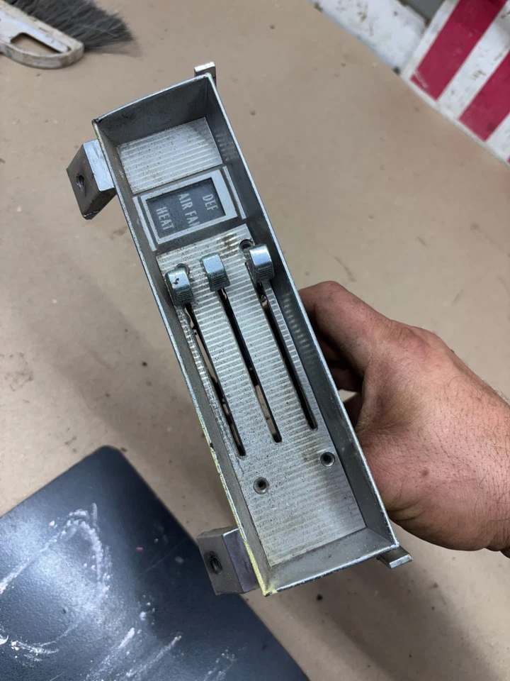 Chevrolet Gmc Blazer K5 K10 C10 1967 1972 1971 montaje de control de calefacción 3903618 Foto 2 de 4