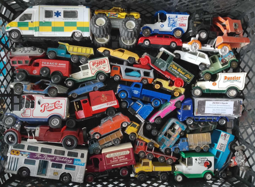 Lot De 9 Voitures Miniatures Corgi Toys Vintage - Échelle 1:43 - Occasion - Multi-marques