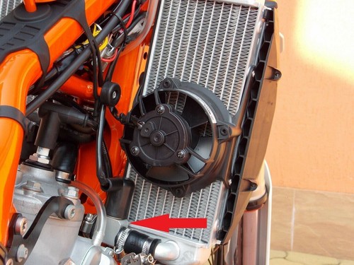 Interruttore a Termostato per Ventola Radiatore KTM HUSQVARNA BETA e UNIVERSALE - Picture 3 of 7
