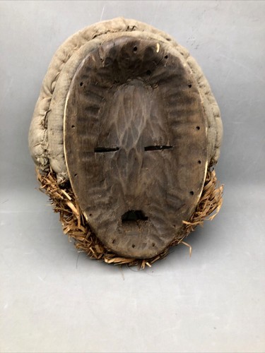 Vintage Wooden African 12" Mask with Shells, Hay Beard, Teeth & Red Fabric - Picture 7 of 8