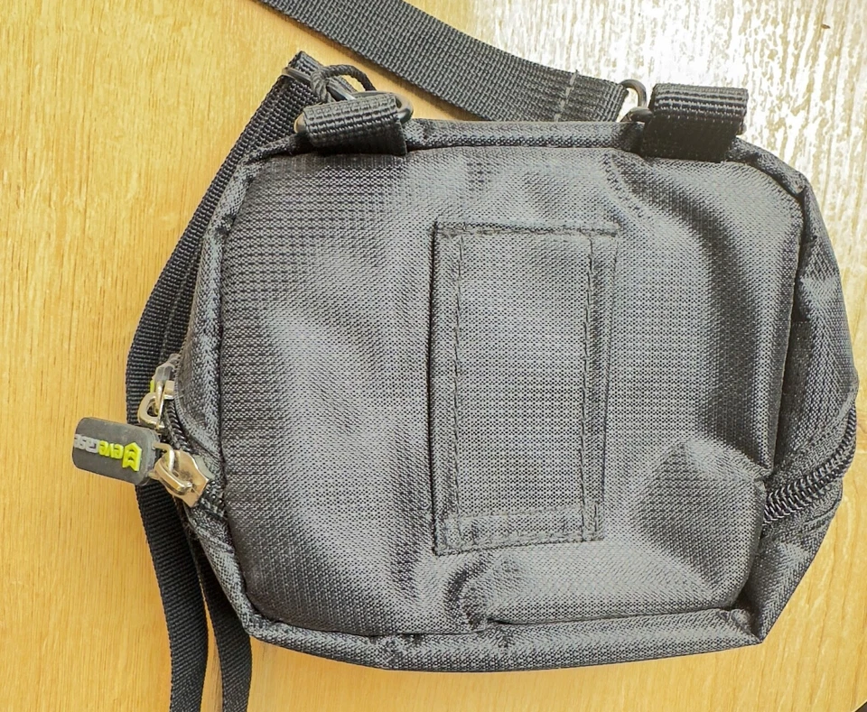 Bolsa para cámara, bolsa pequeña. Protección Acolchada, Evecase, 6 x 5 x 3 Pulgadas, Correa, Nuevo Foto 3 de 4