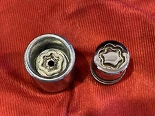 GENUINE MCGARD WHEEL LOCK KEY 046155 FITS HONDA PINK "READ ENTIRE DESCRIPTION"