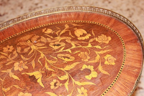 Tavolino Ovale Francese con Cassetti, del 1800 Riccamente intarsiato - Foto 7 di 7
