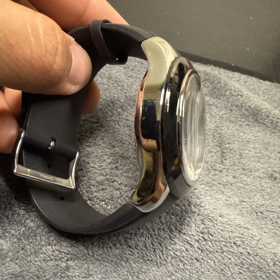 Reloj GUESS WATERPRO U10575G1 esfera negra 45 mm cronógrafo día/fecha batería NUEVA Foto 2 de 4