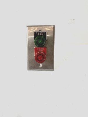 Vintage Square D Push Button Control Station Start/Stop