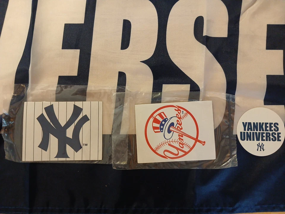 Yankees Universe 2014 Cap Flag Banner Keychain Pen Magnets HTF Collectibles NOS - Image 3 of 4