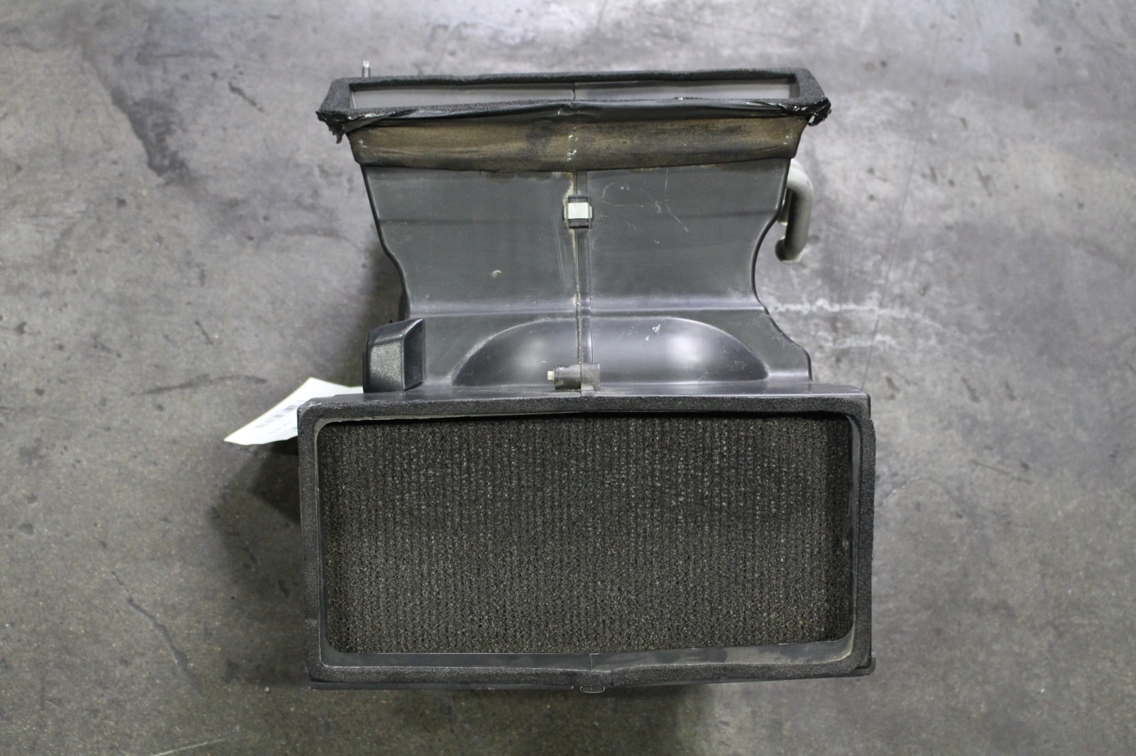 McLaren 570S Spider Front Ac evaporator P/N 13A4013CP