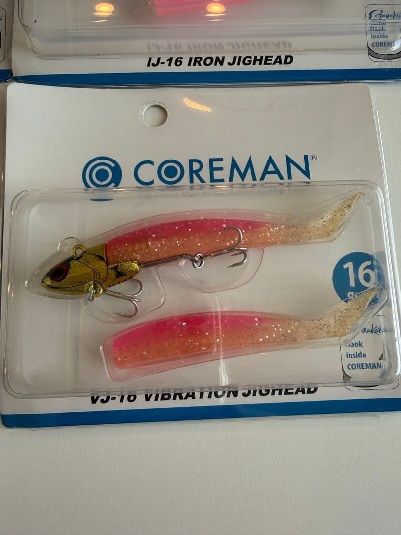 Coreman Iron Jig Head x 4, ibration Jig Head x 1 - Image 5