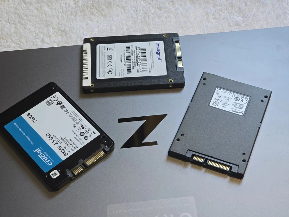 10 x 512GB SSD 2,5" SSD SATA III - SSD Restposten günstig Kingston 512GB SSD 10 x Job