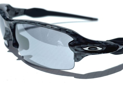 NEW Oakley FLAK 2.0 Carbon Fiber Frame Slate Iridium Lens Sunglass
