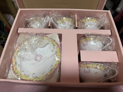 Sanrio Hello Kitty Tulip Vintage Glass Tea Pot and Tea Cups set NEW