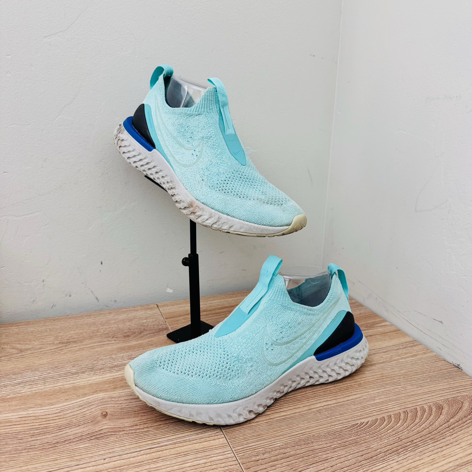 Nike Epic Phantom React Flyknit blue sneakers wom… - image 1
