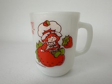 Vintage 1980 Strawberry Shortcake 4" Coffee Mug Milk-Glass Anchor Hocking 7/301