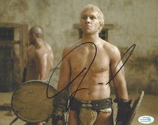 JAI COURTNEY SIGNED SPARTACUS BLOOD AND SAND 8X10 PHOTO SUICIDE SQUAD ACOA