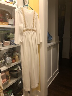 Vintage JC Penney Fashions Polyester Long White Dress With Gold Trim 10 | eBay Vintage JC Penney Fashions Polyester Long White Dress With Gold Trim 10 | eBay