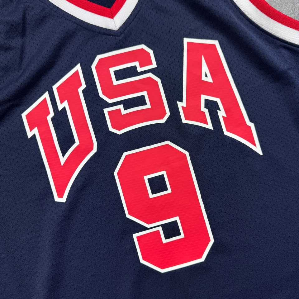 Camiseta deportiva 100 % auténtica Michael Jordan Mitchell Ness 1984 equipo EE. UU. talla 48 XL para hombre Foto 4 de 4