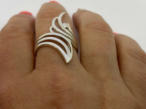 Anillo masivo de plata maciza 925 para damas hecho a mano en el Reino Unido todas las tallas disponibles + caja de regalo - Imagen 4 de 4