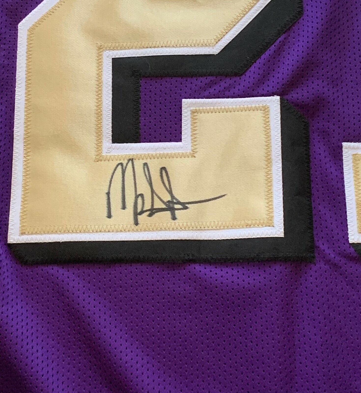 Picture 2 of 4