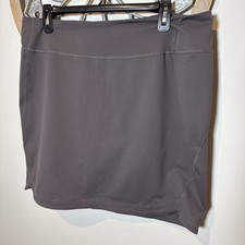 Columbia Women s Skort Size Large with Shorts Back Pocket Dark Gray Stretch